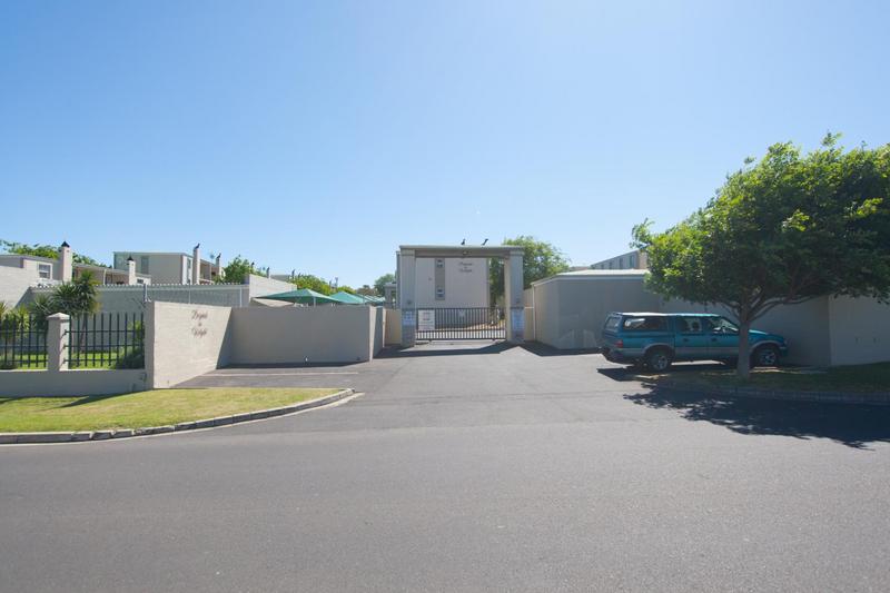 To Let 2 Bedroom Property for Rent in Vredekloof Western Cape